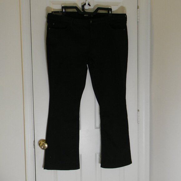 Lee Black Jeans Boot Cut Mid Rise Plus Size 24 Bootcut Stretch NWT - Picture 1 of 6